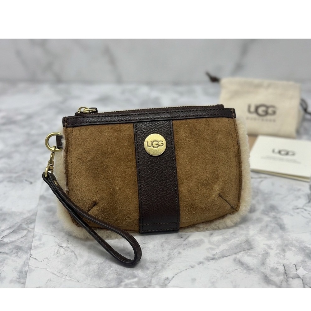 UGG Australia Suede Shearling 🤎Wristlet Pouch Chestnut Brown Leather Trim Logo